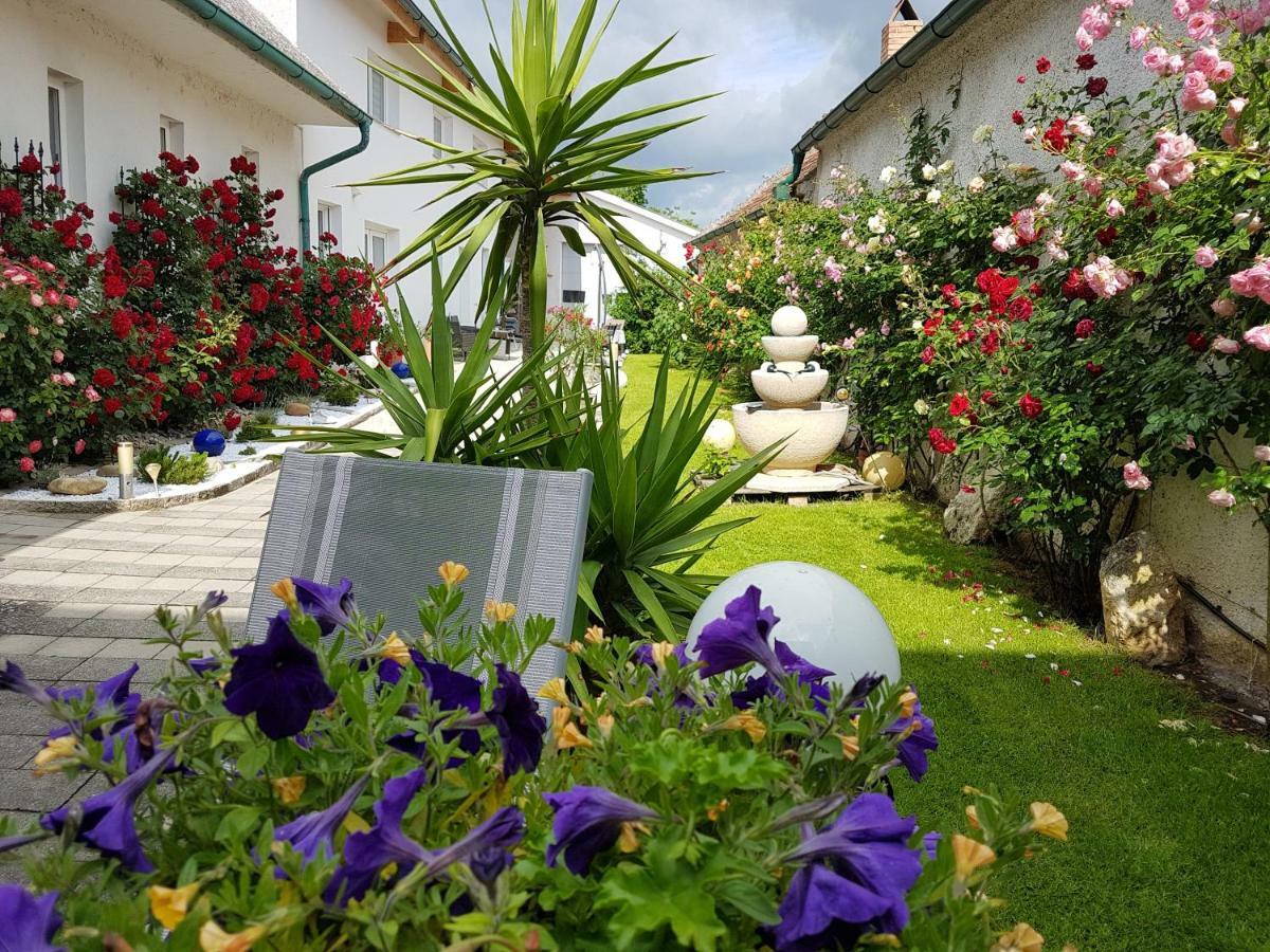 Gaestezimmer Resi Illmitz Exteriér fotografie